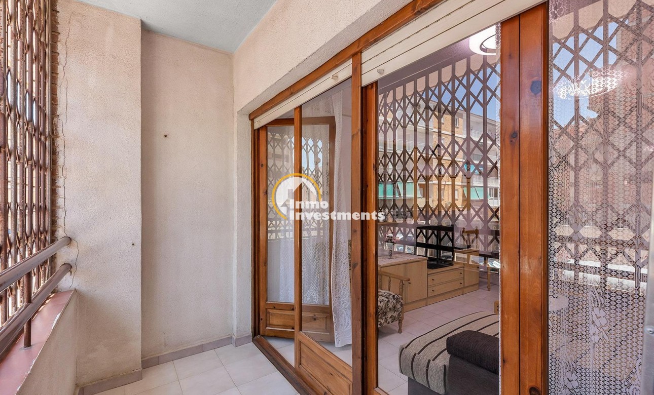 Gebrauchtimmobilien - Apartment - Torrevieja - Estacion de autobuses