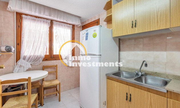 Gebrauchtimmobilien - Apartment - Torrevieja - Estacion de autobuses