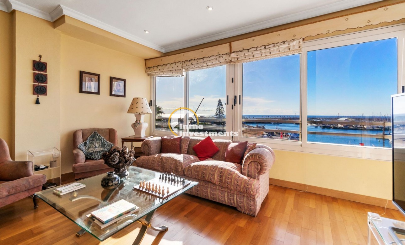 Gebrauchtimmobilien - Apartment - Torrevieja - Centro - Muelle Pesquero