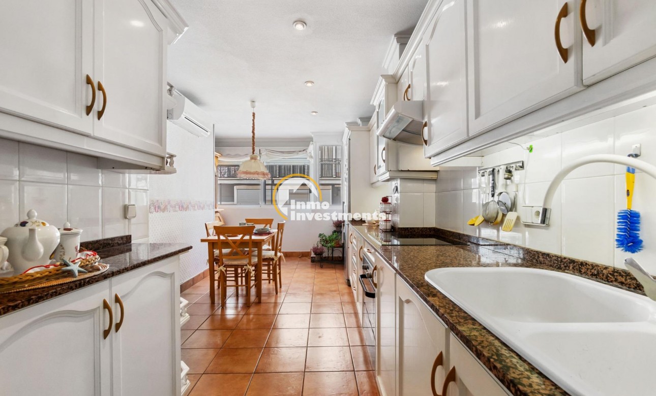 Gebrauchtimmobilien - Apartment - Torrevieja - Centro - Muelle Pesquero