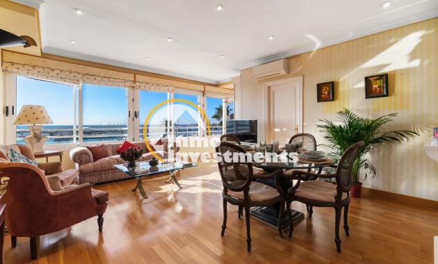 Gebrauchtimmobilien - Apartment - Torrevieja - Centro - Muelle Pesquero