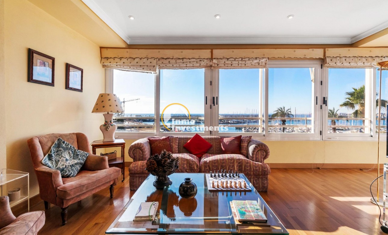 Gebrauchtimmobilien - Apartment - Torrevieja - Centro - Muelle Pesquero