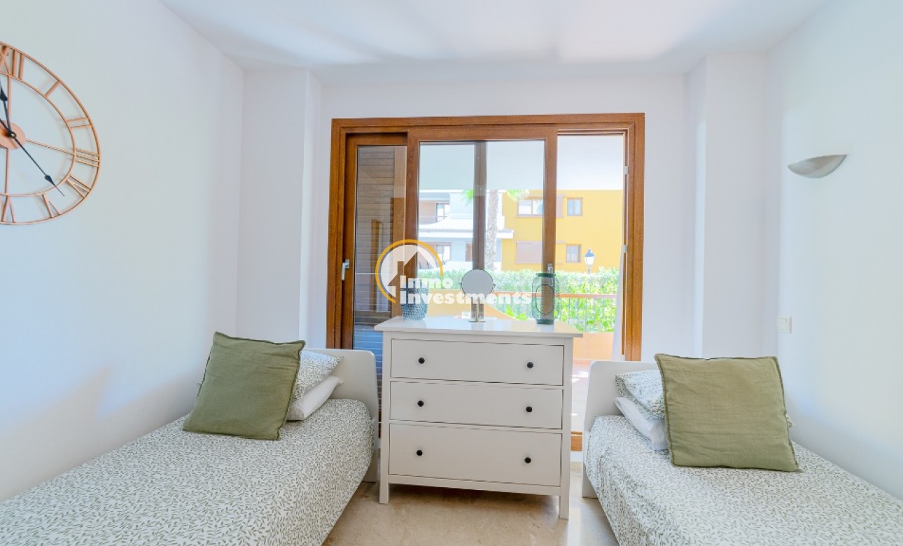 Resale - Apartment - Punta Prima