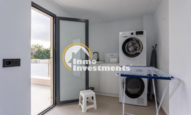 Reventa - Chalet independiente - Dolores