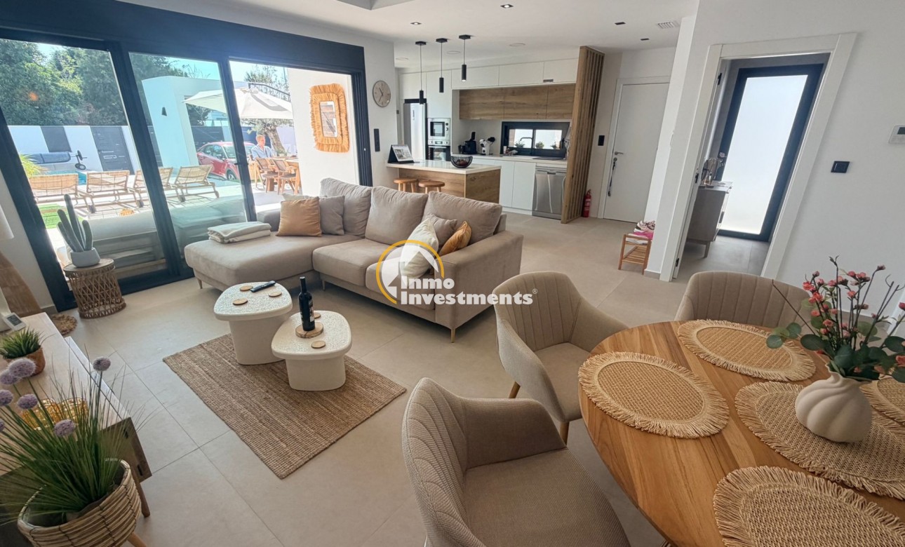 Reventa - Chalet independiente - Dolores