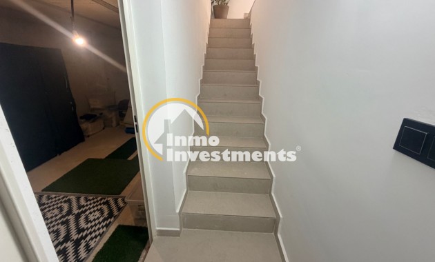 Reventa - Chalet independiente - Dolores