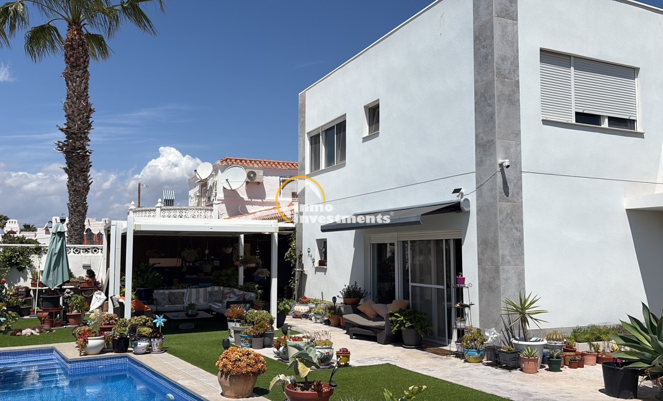 Bestaande bouw - Villa - Torrevieja - Torreta - Florida