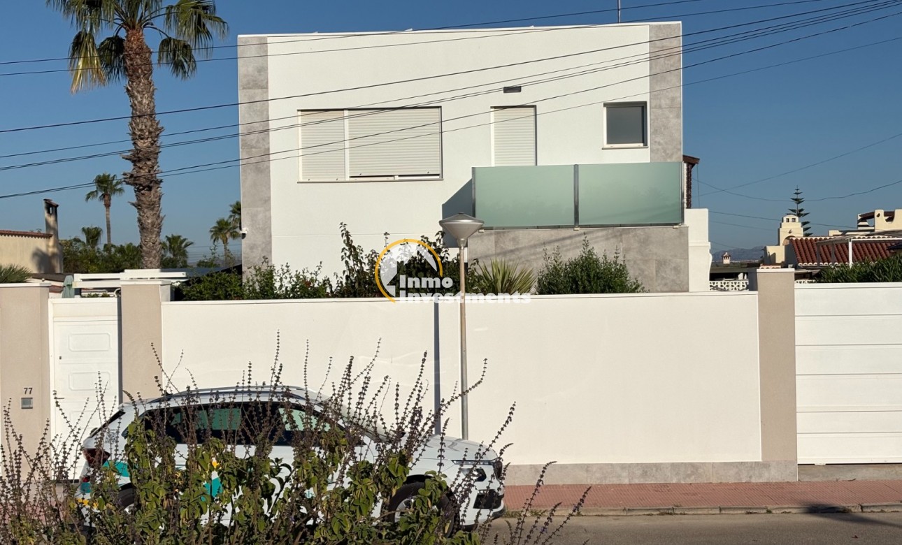 Bestaande bouw - Villa - Torrevieja - Torreta - Florida