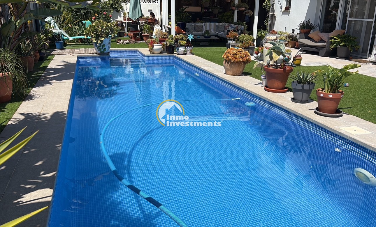 Bestaande bouw - Villa - Torrevieja - Torreta - Florida