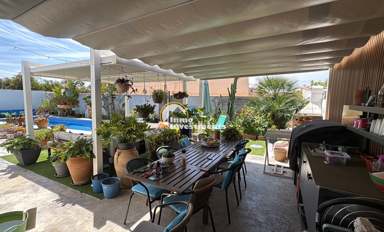 Bestaande bouw - Villa - Torrevieja - Torreta - Florida
