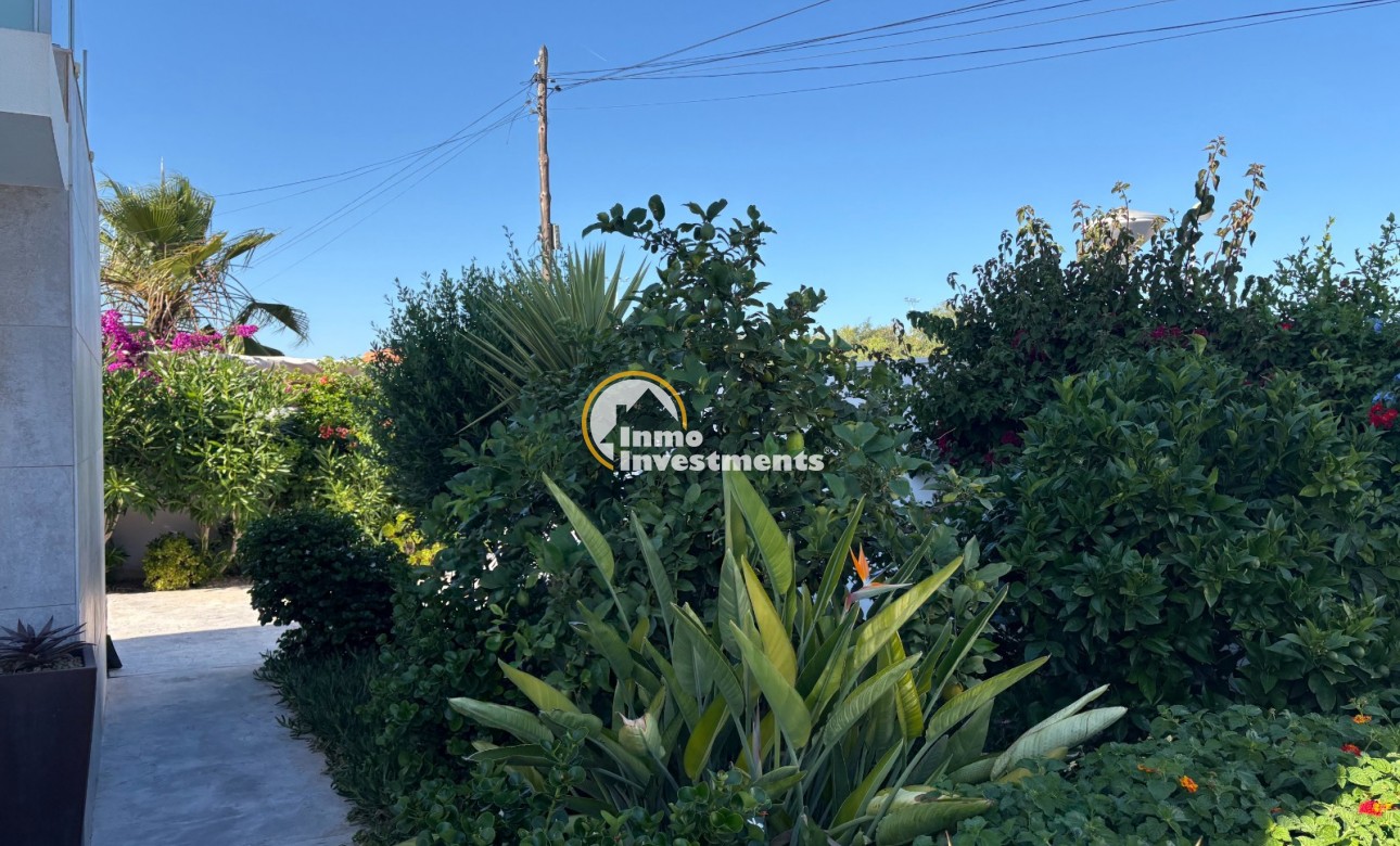 Bestaande bouw - Villa - Torrevieja - Torreta - Florida
