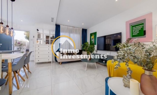 Resale - Villa - Orihuela Costa - Las Filipinas