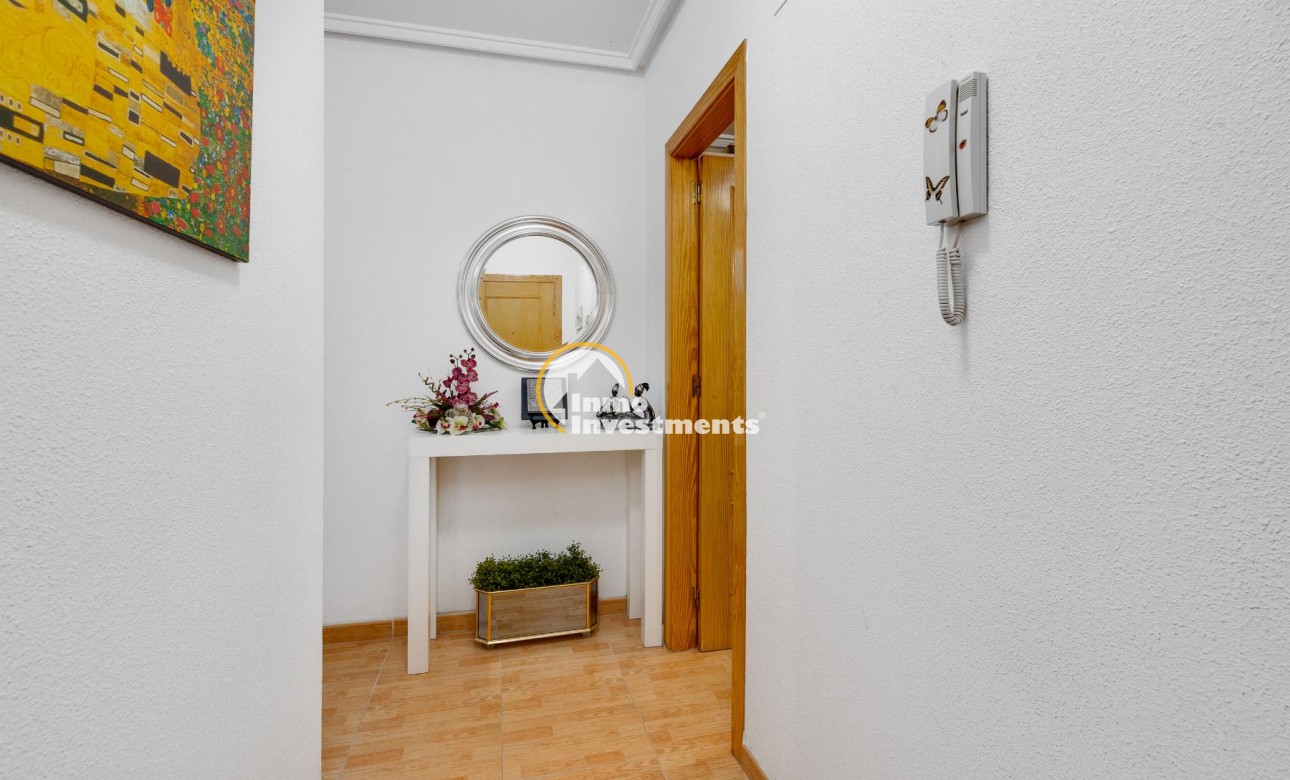 Bestaande bouw - Appartement - Torrevieja - Playa del Acequion