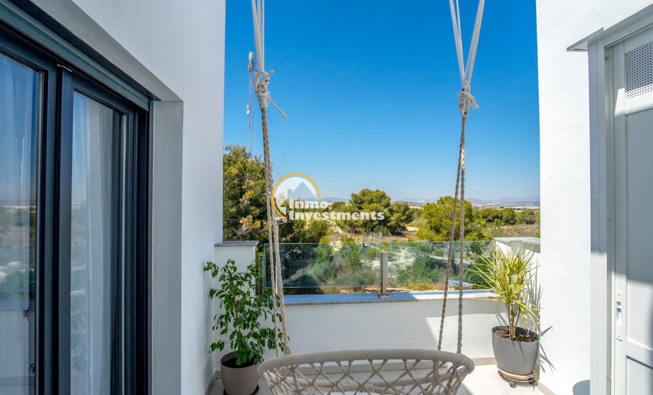 Resale - Villa - Villamartin