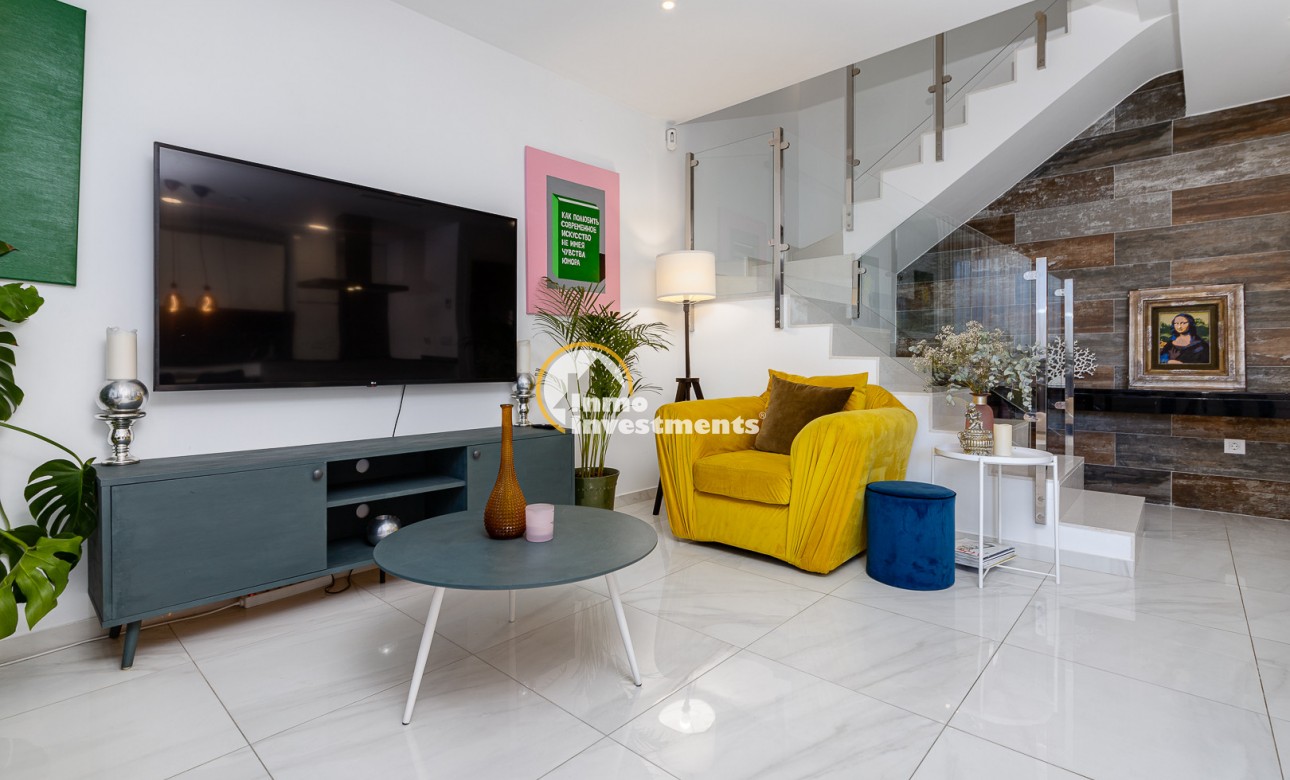 Resale - Villa - Villamartin