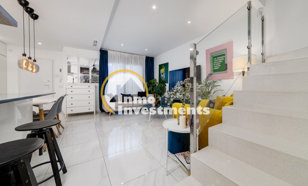 Resale - Villa - Villamartin