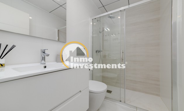 Resale - Villa - Villamartin