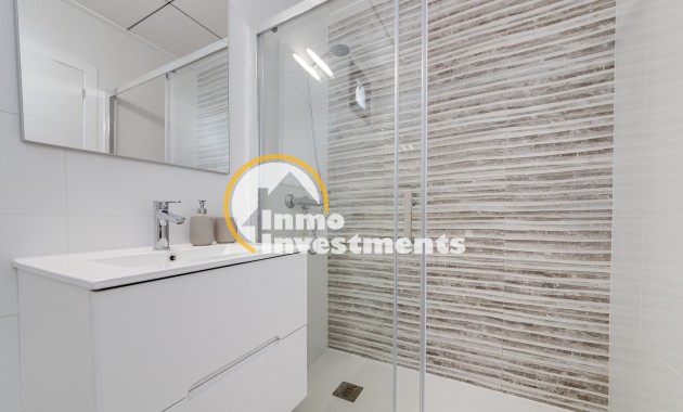 Resale - Villa - Villamartin