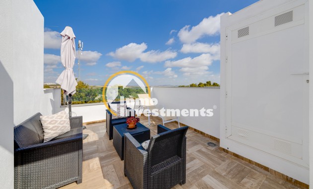Resale - Villa - Villamartin