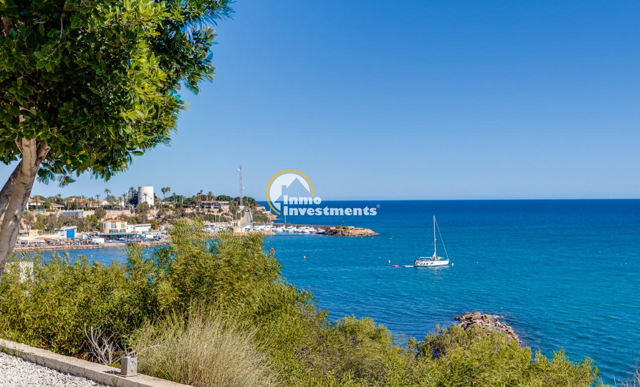Resale - Villa - Villamartin