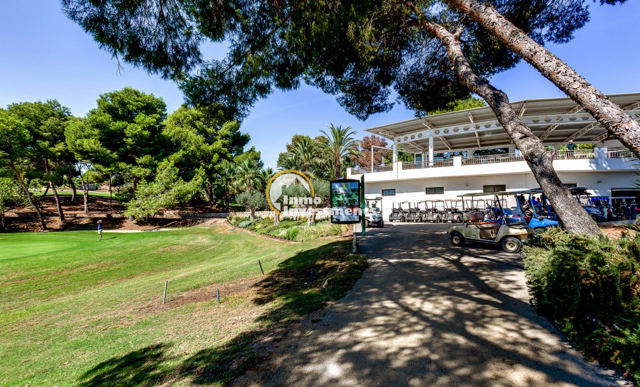Resale - Villa - Villamartin
