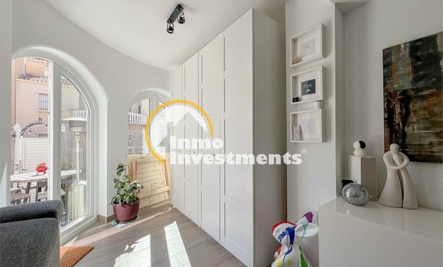 Bestaande bouw - Villa - Orihuela Costa - Villamartín