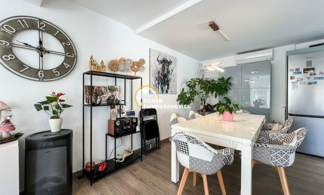 Bestaande bouw - Villa - Orihuela Costa - Villamartín