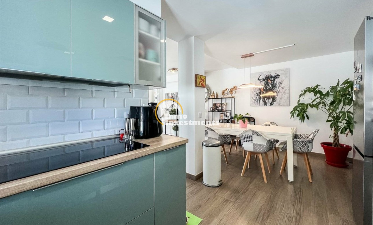 Bestaande bouw - Villa - Orihuela Costa - Villamartín