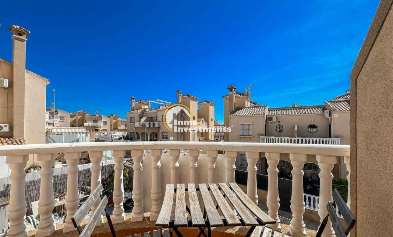 Bestaande bouw - Villa - Orihuela Costa - Villamartín