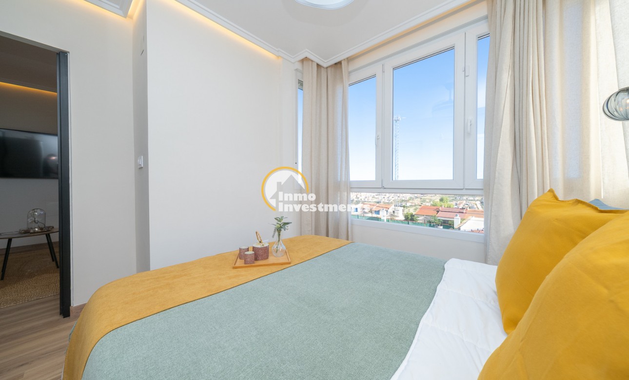 Resale - Apartment - Ciudad Quesada