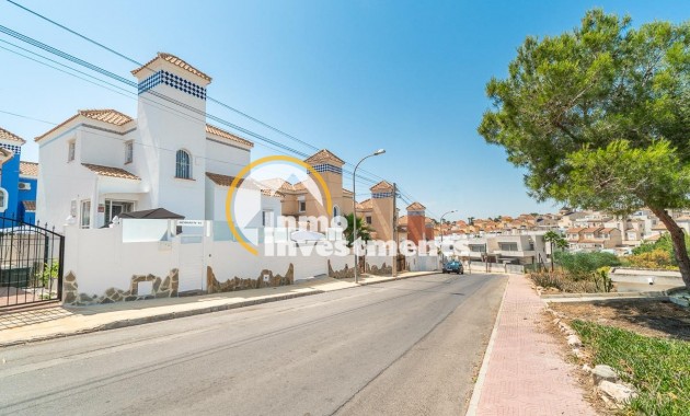 Revente privée - Villa - Villamartin - Bosque de las Lomas 