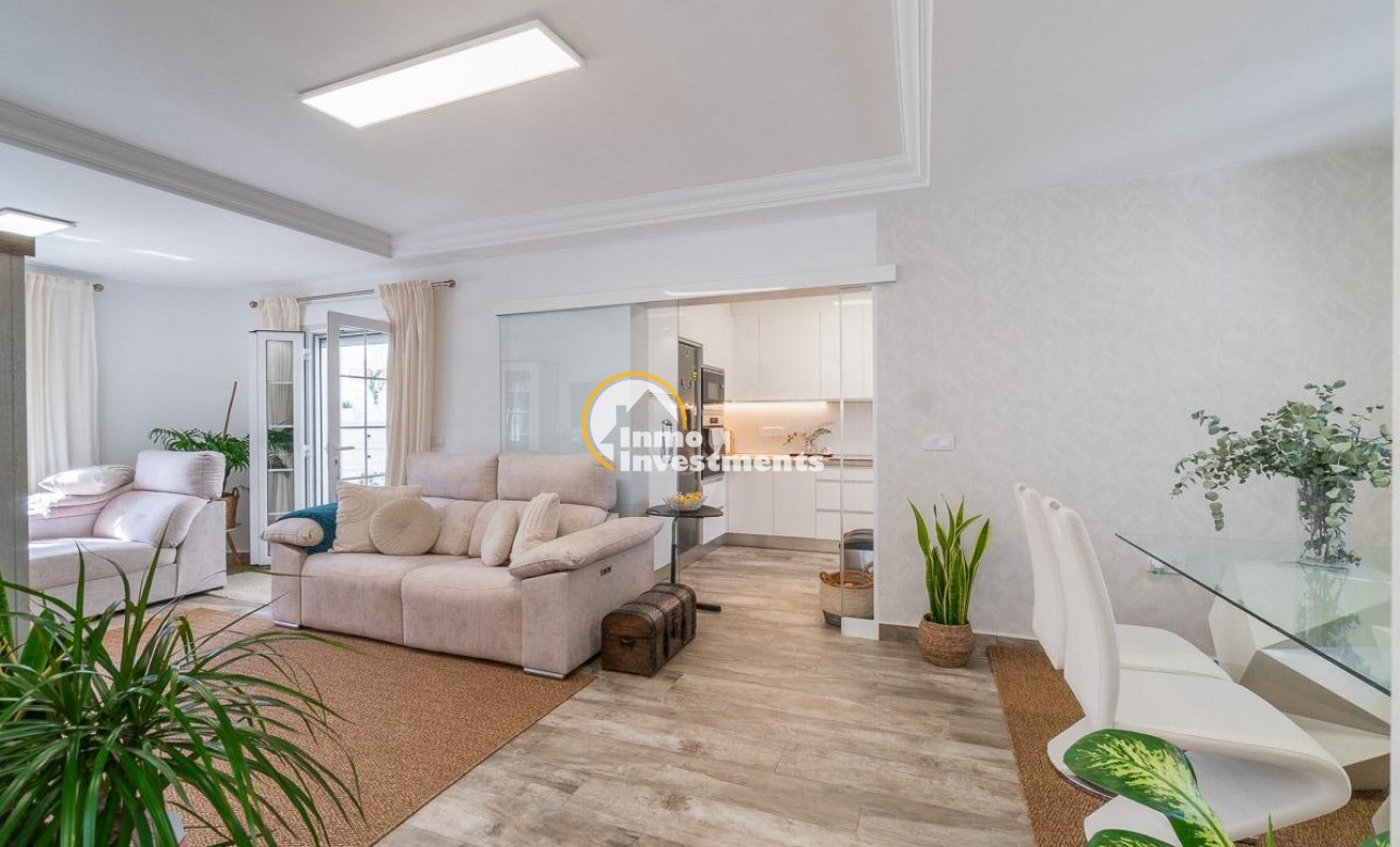 Revente privée - Villa - Villamartin - Bosque de las Lomas 