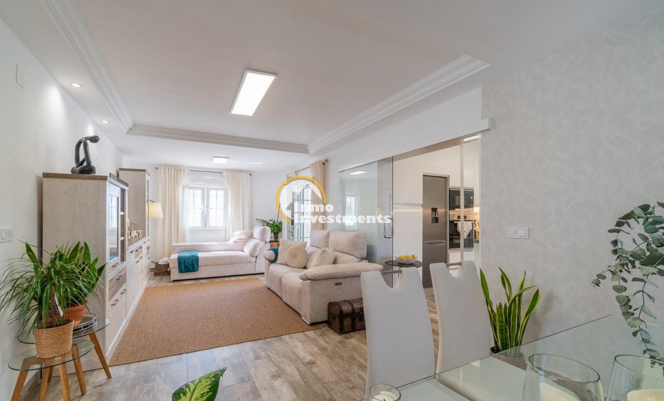 Revente privée - Villa - Villamartin - Bosque de las Lomas 