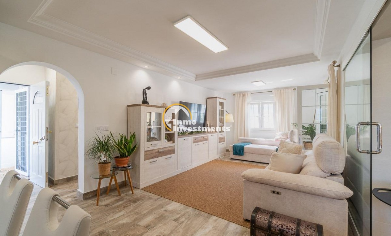 Revente privée - Villa - Villamartin - Bosque de las Lomas 