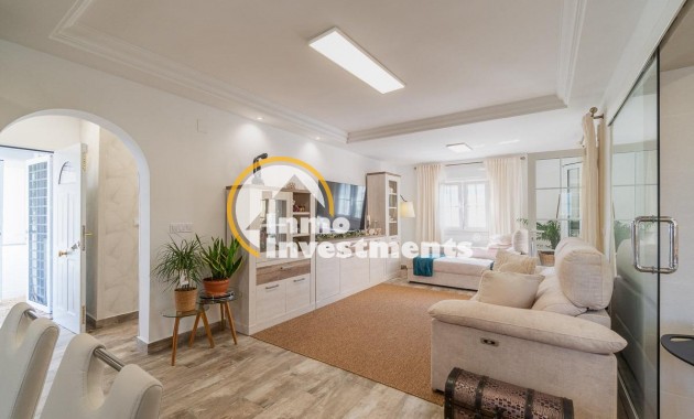 Revente privée - Villa - Villamartin - Bosque de las Lomas 