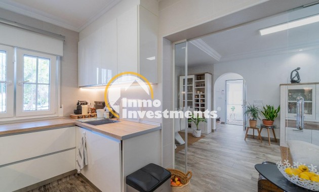 Revente privée - Villa - Villamartin - Bosque de las Lomas 