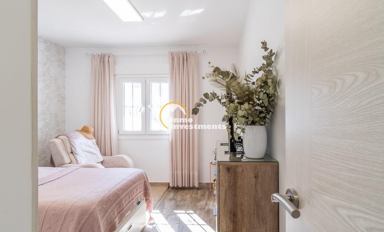 Revente privée - Villa - Villamartin - Bosque de las Lomas 