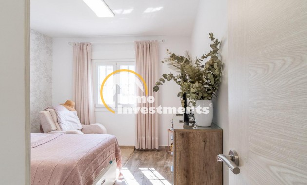 Revente privée - Villa - Villamartin - Bosque de las Lomas 