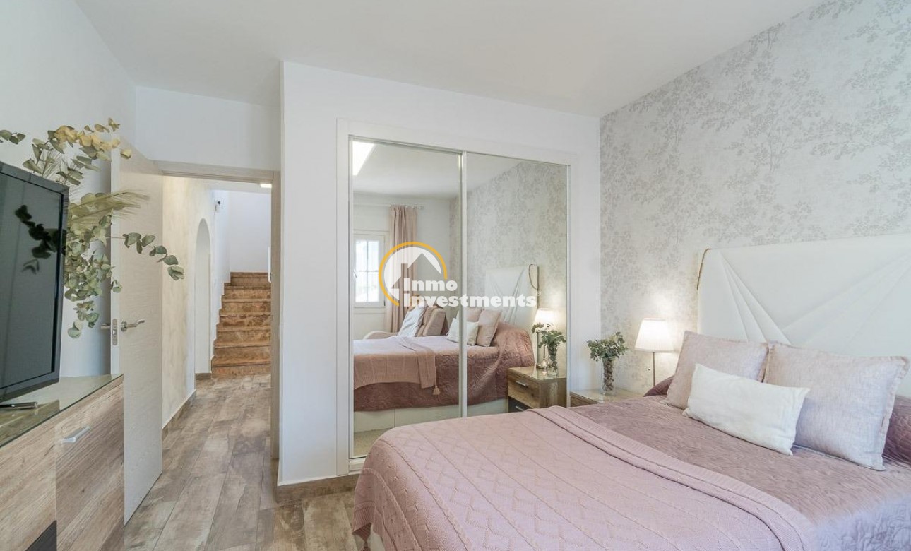 Revente privée - Villa - Villamartin - Bosque de las Lomas 