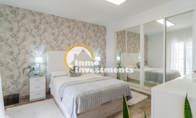Revente privée - Villa - Villamartin - Bosque de las Lomas 