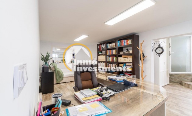 Revente privée - Villa - Villamartin - Bosque de las Lomas 