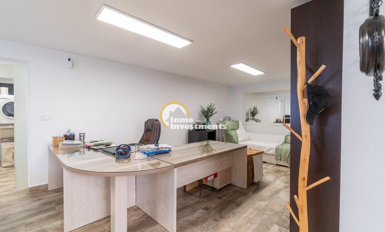 Revente privée - Villa - Villamartin - Bosque de las Lomas 