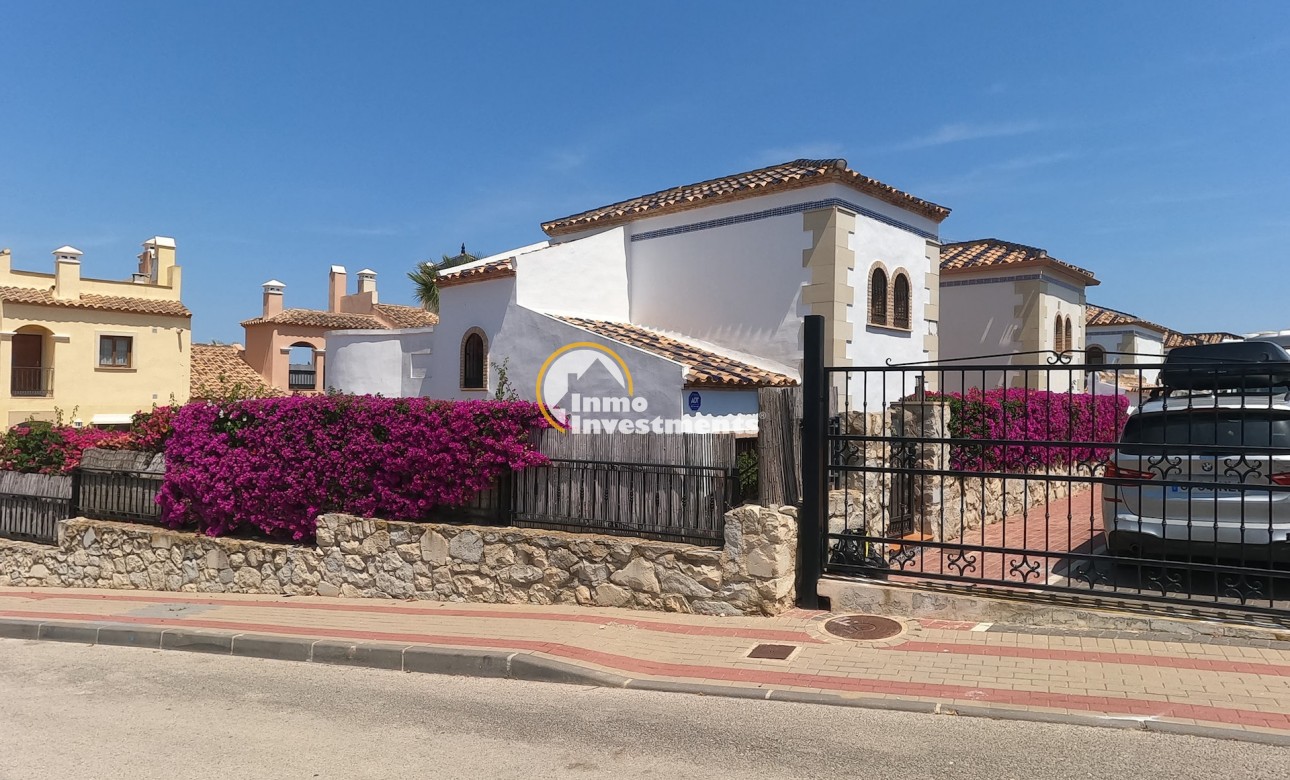 Bestaande bouw - Villa - Algorfa - La Finca
