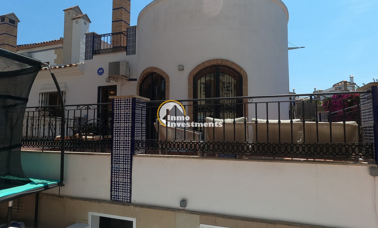 Bestaande bouw - Villa - Algorfa - La Finca