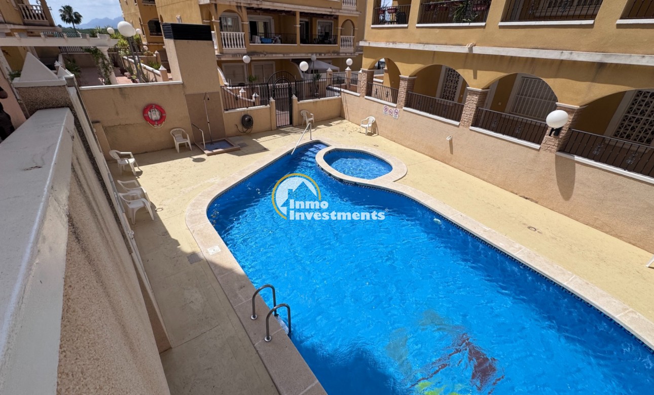 Resale - Apartment - Algorfa