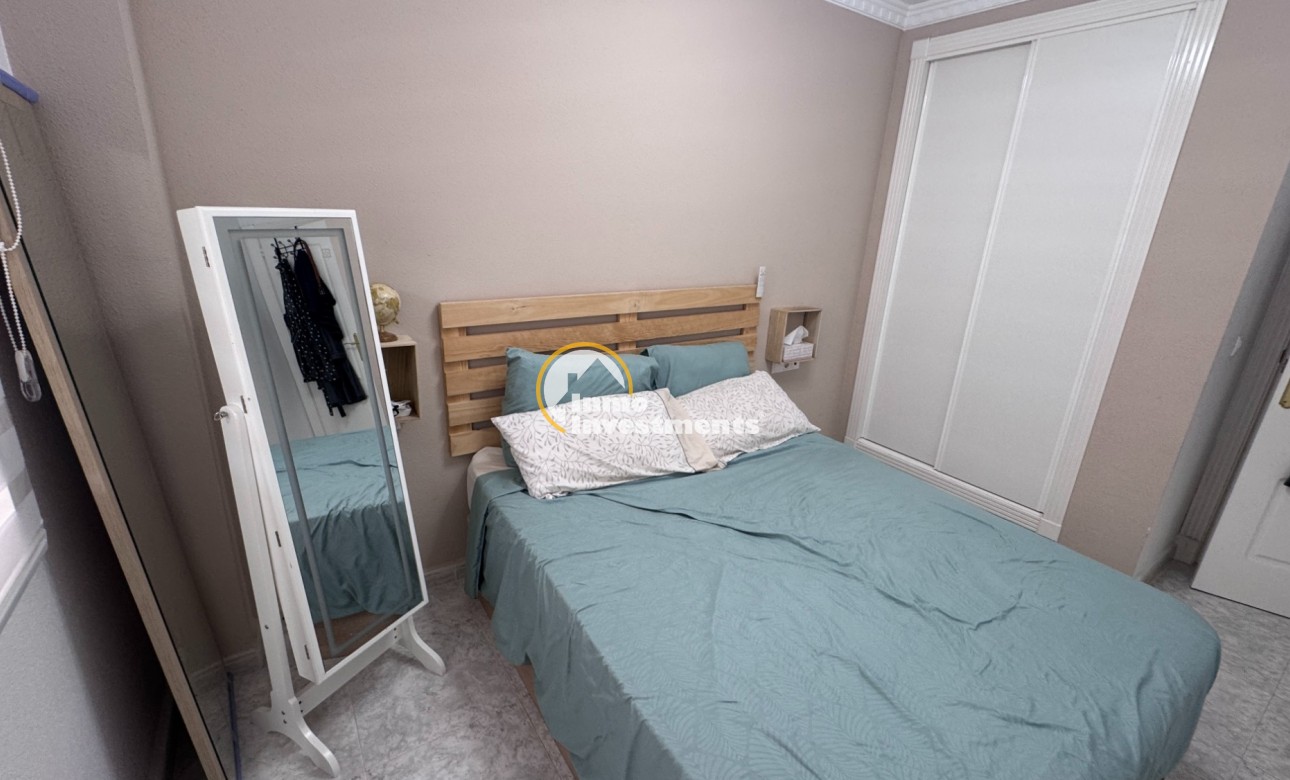 Resale - Apartment - Algorfa