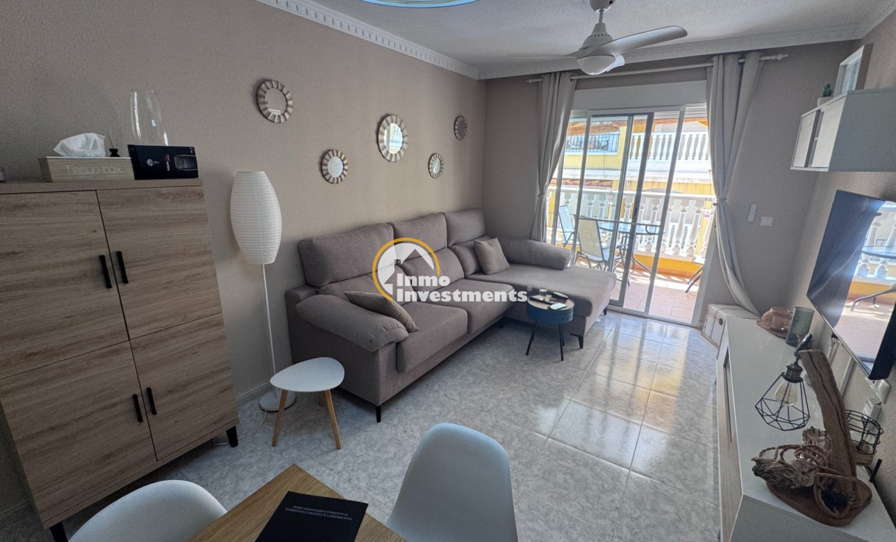 Resale - Apartment - Algorfa
