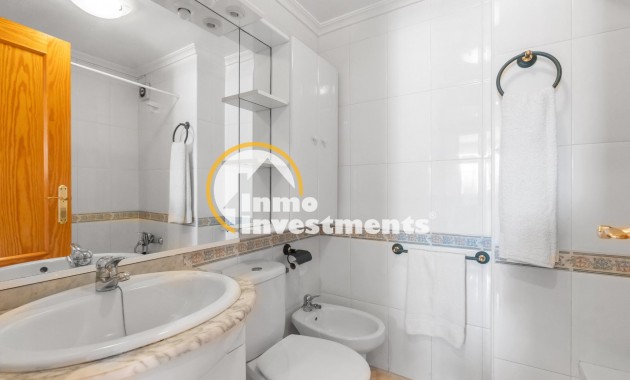 Resale - Apartment - Torrevieja - Playa del Cura