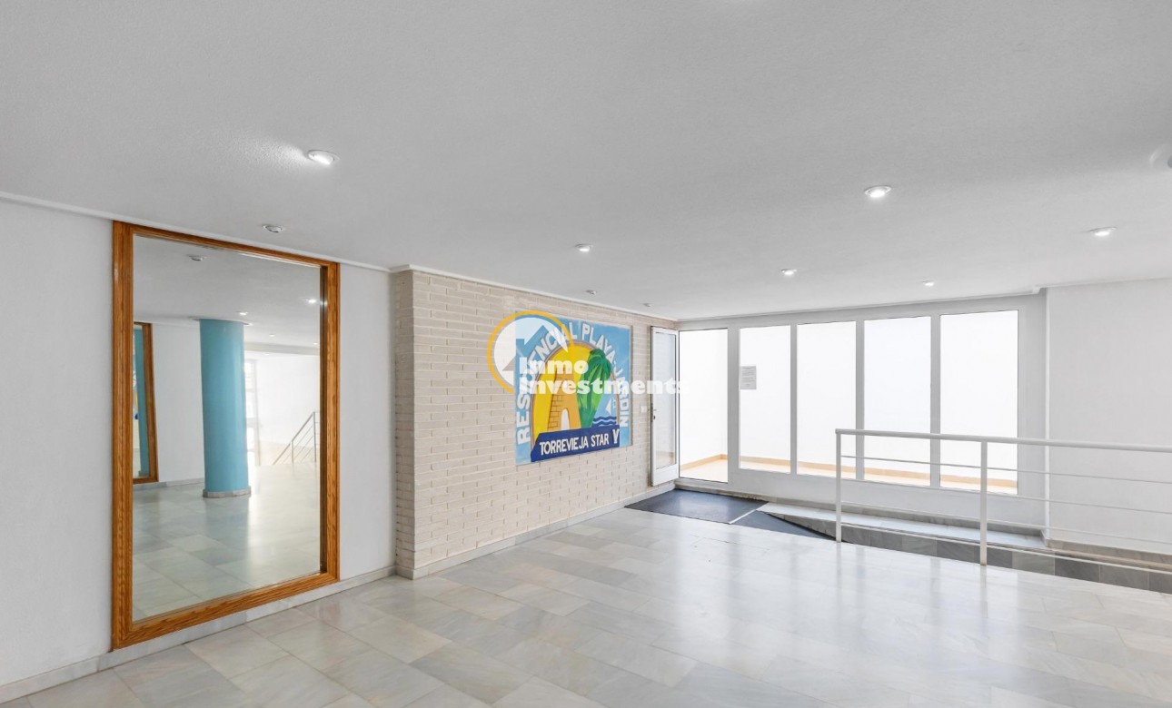 Resale - Apartment - Torrevieja - Playa del Cura