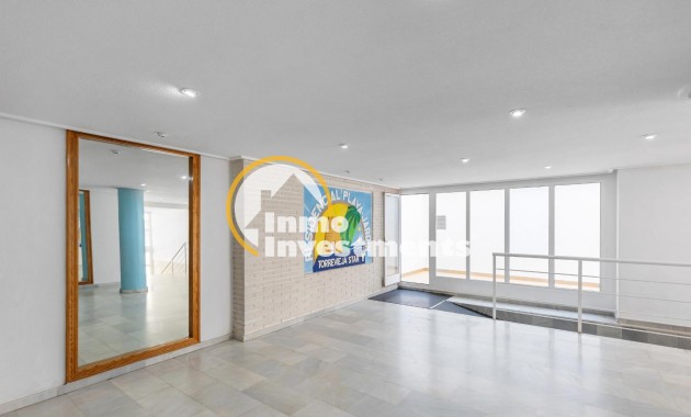 Resale - Apartment - Torrevieja - Playa del Cura